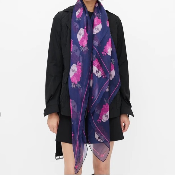 Alexander McQueen Skull Flower Silk Scarf